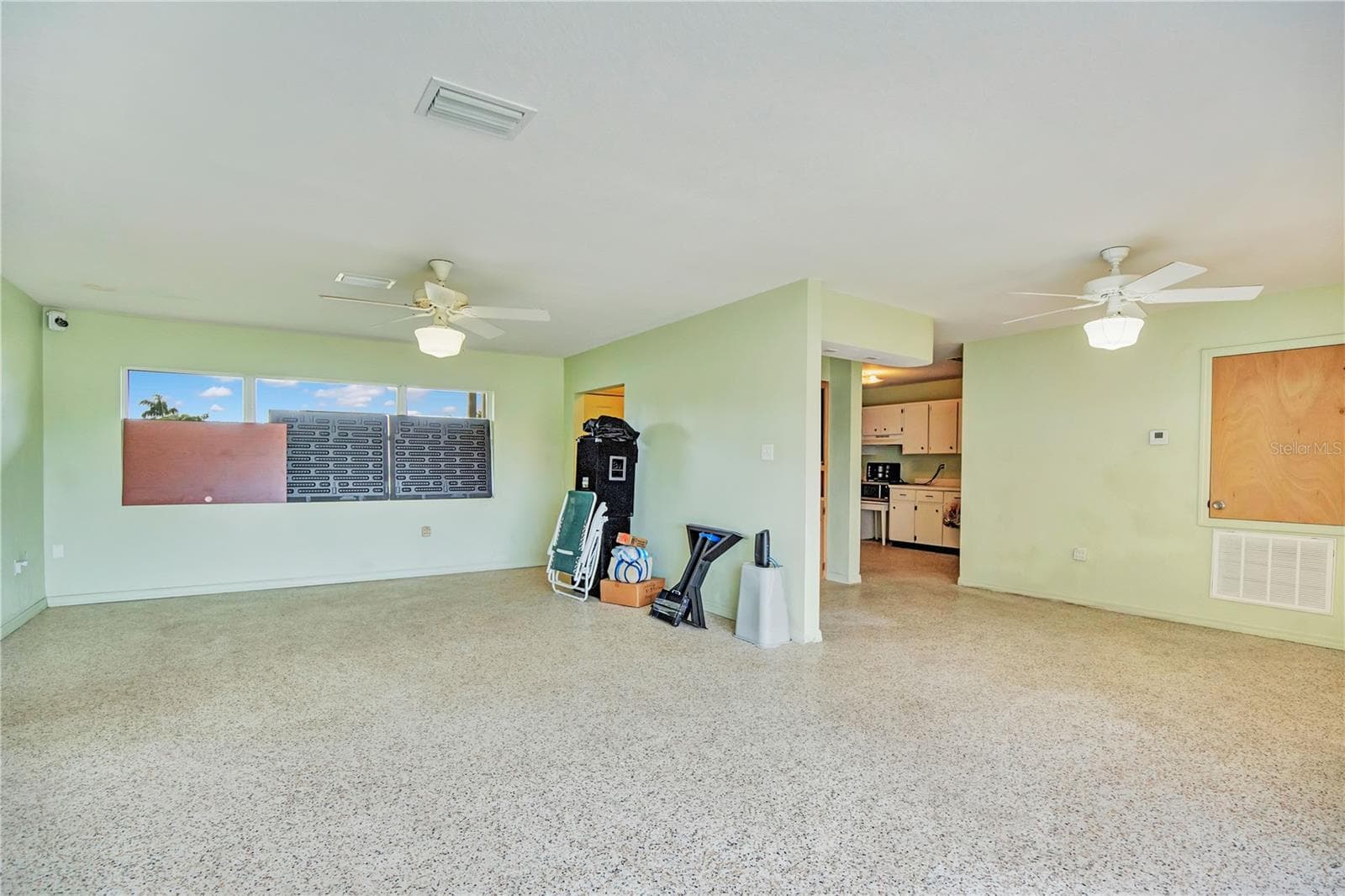 Single Family Residence at 5701 PADGETT CIR, ORLANDO, photo 7 of 26