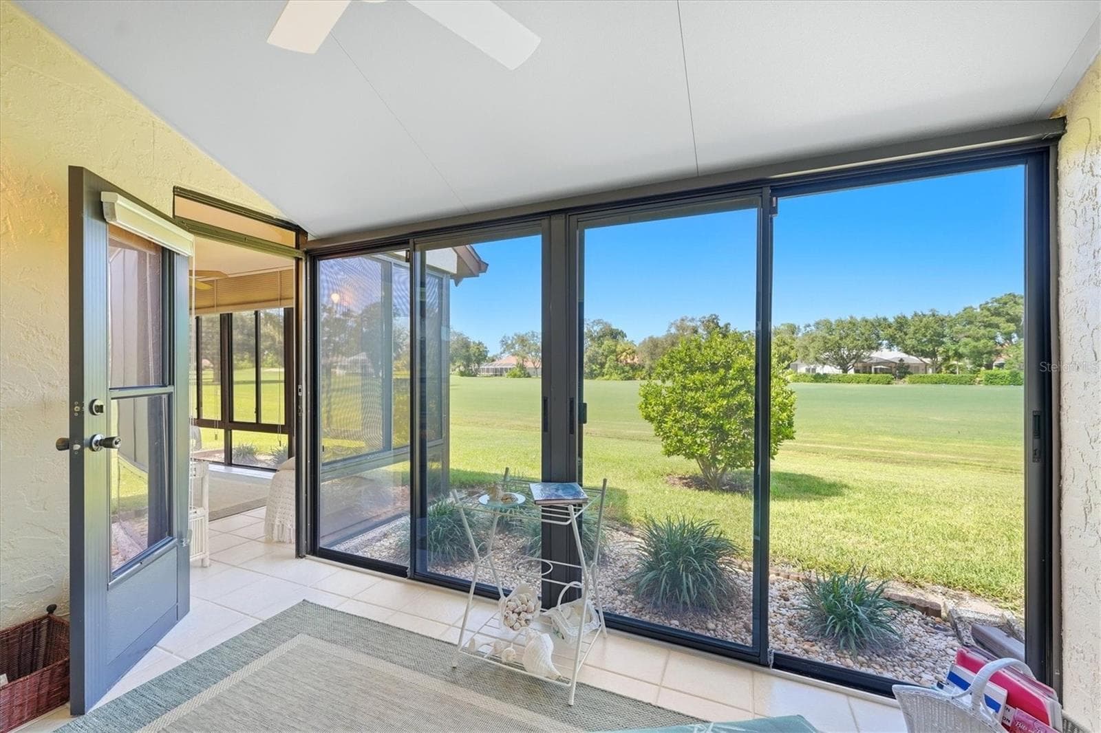 Condominium at 6089 CLUBSIDE DR #7686, SARASOTA, photo 19 of 36