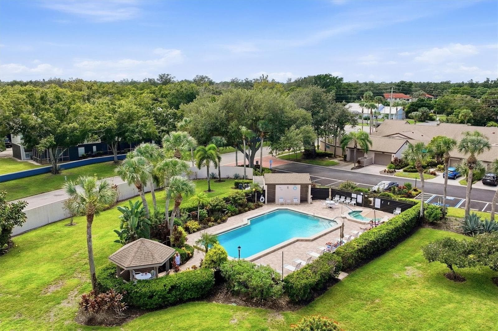 Condominium at 6089 CLUBSIDE DR #7686, SARASOTA, photo 34 of 36