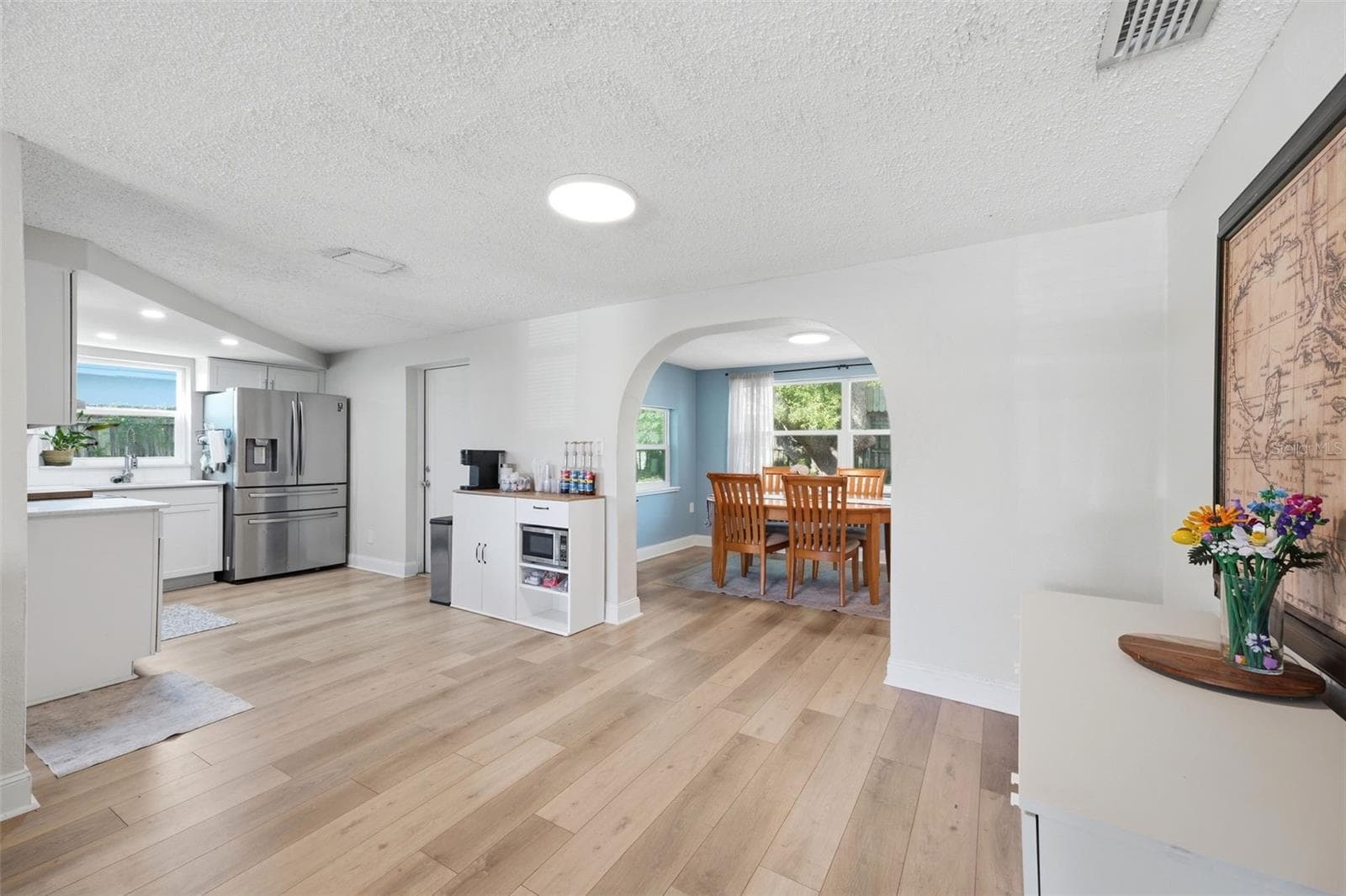 Single Family Residence at 10025 SLEEPY HOLLOW LN, PORT RICHEY, photo 11 of 27