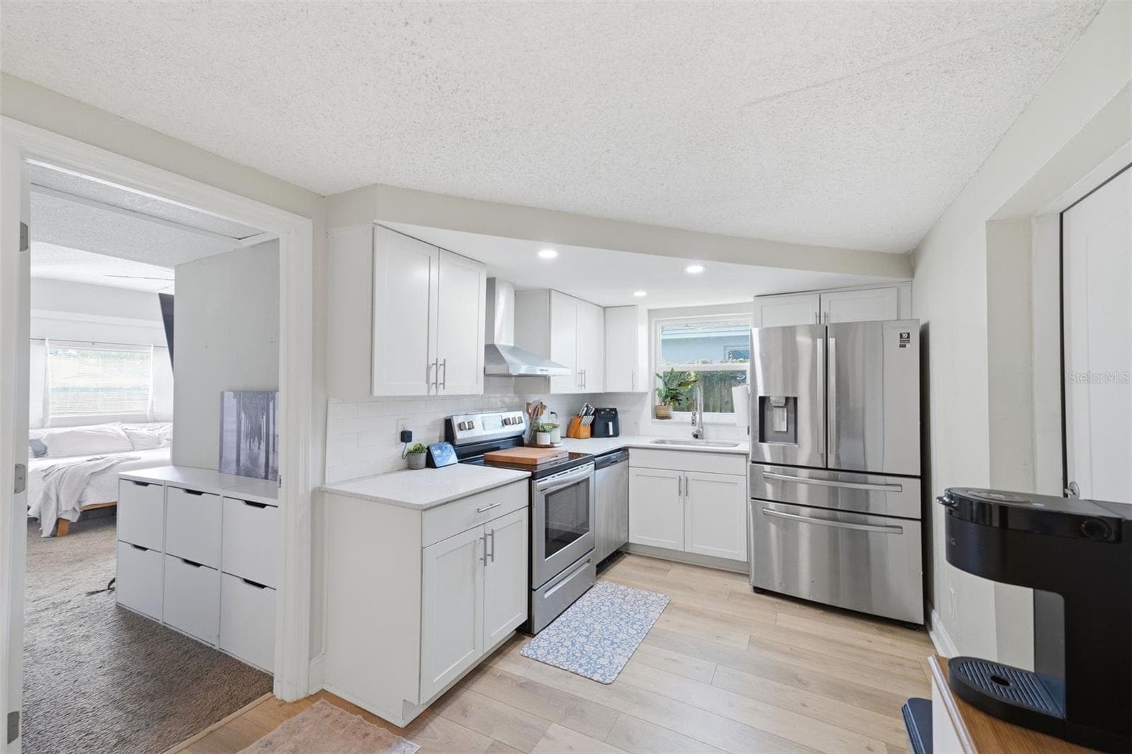 Single Family Residence at 10025 SLEEPY HOLLOW LN, PORT RICHEY, photo 13 of 27