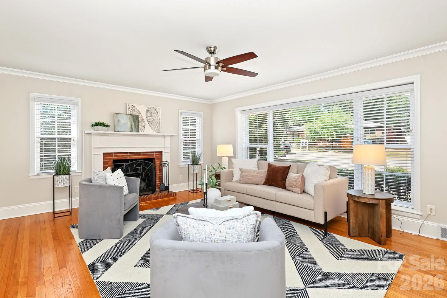 Large Living Room - 524 Cooper Drive, Charlotte