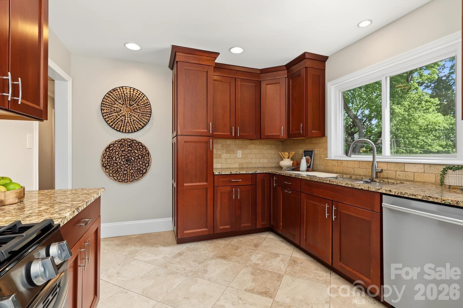 Charming window overlooking backyard - 524 Cooper Drive, Charlotte