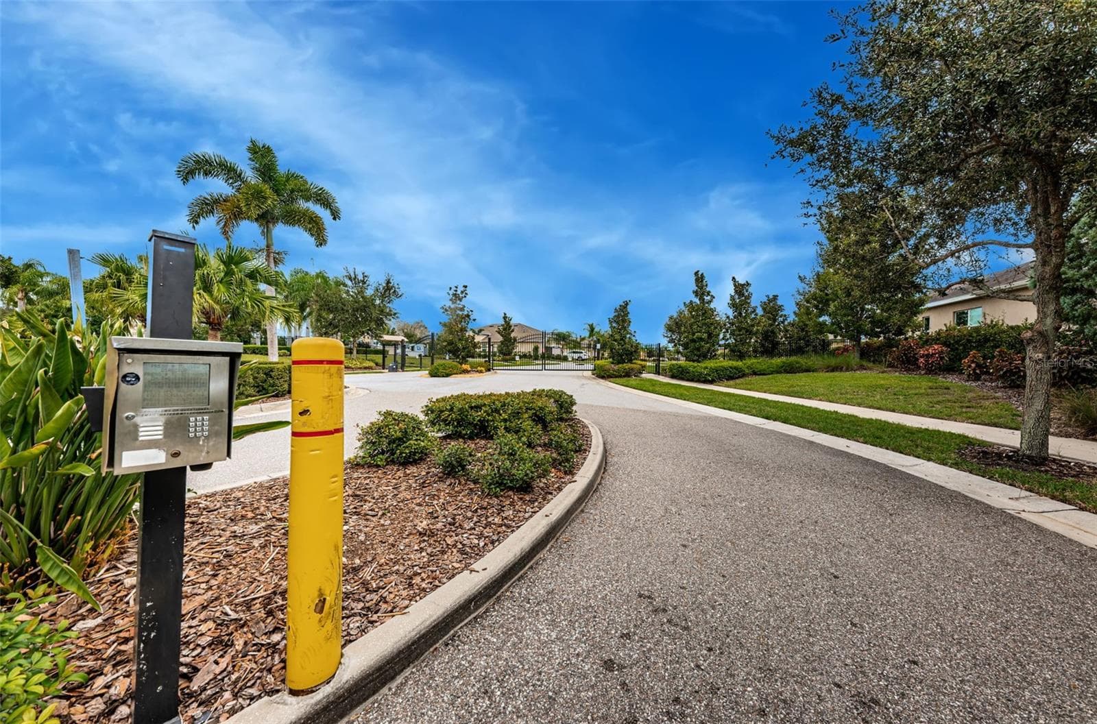 Villa at 704 CHIPPER DR, SUN CITY CENTER, photo 46 of 74