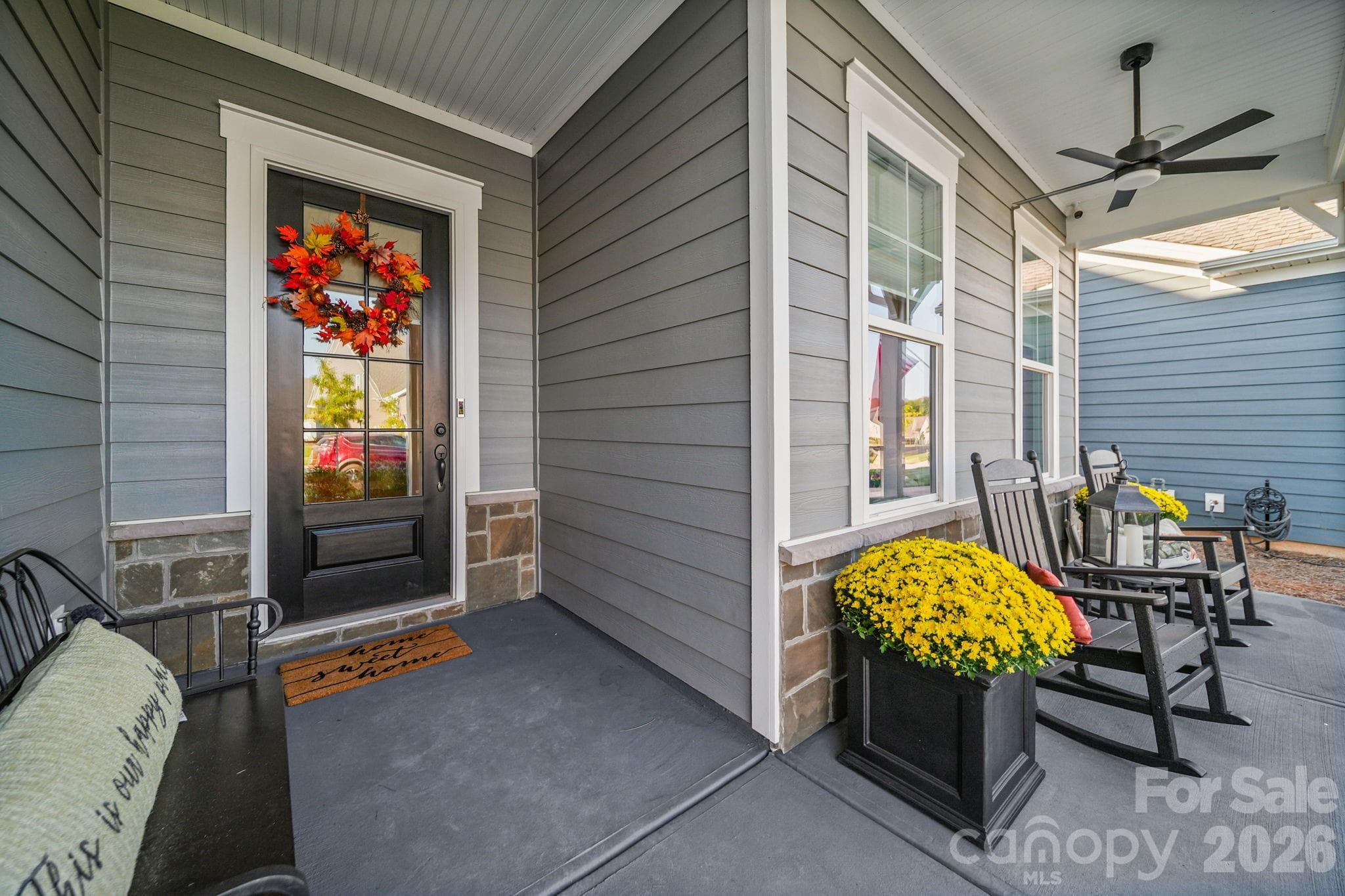 Covered front porch - 4007 Brush Creek, Monroe