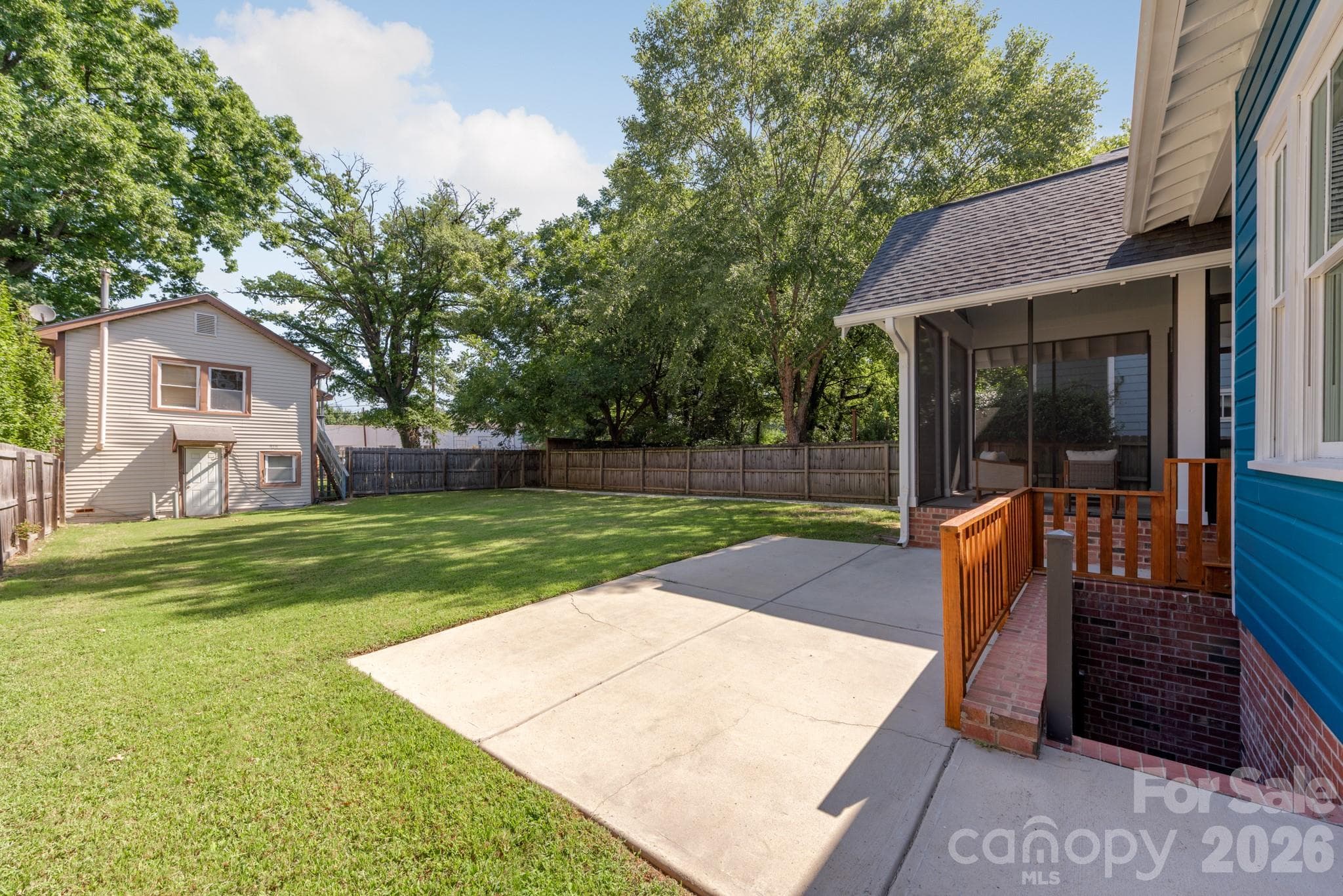 Backyard Patio - 416 W Park Avenue, Charlotte