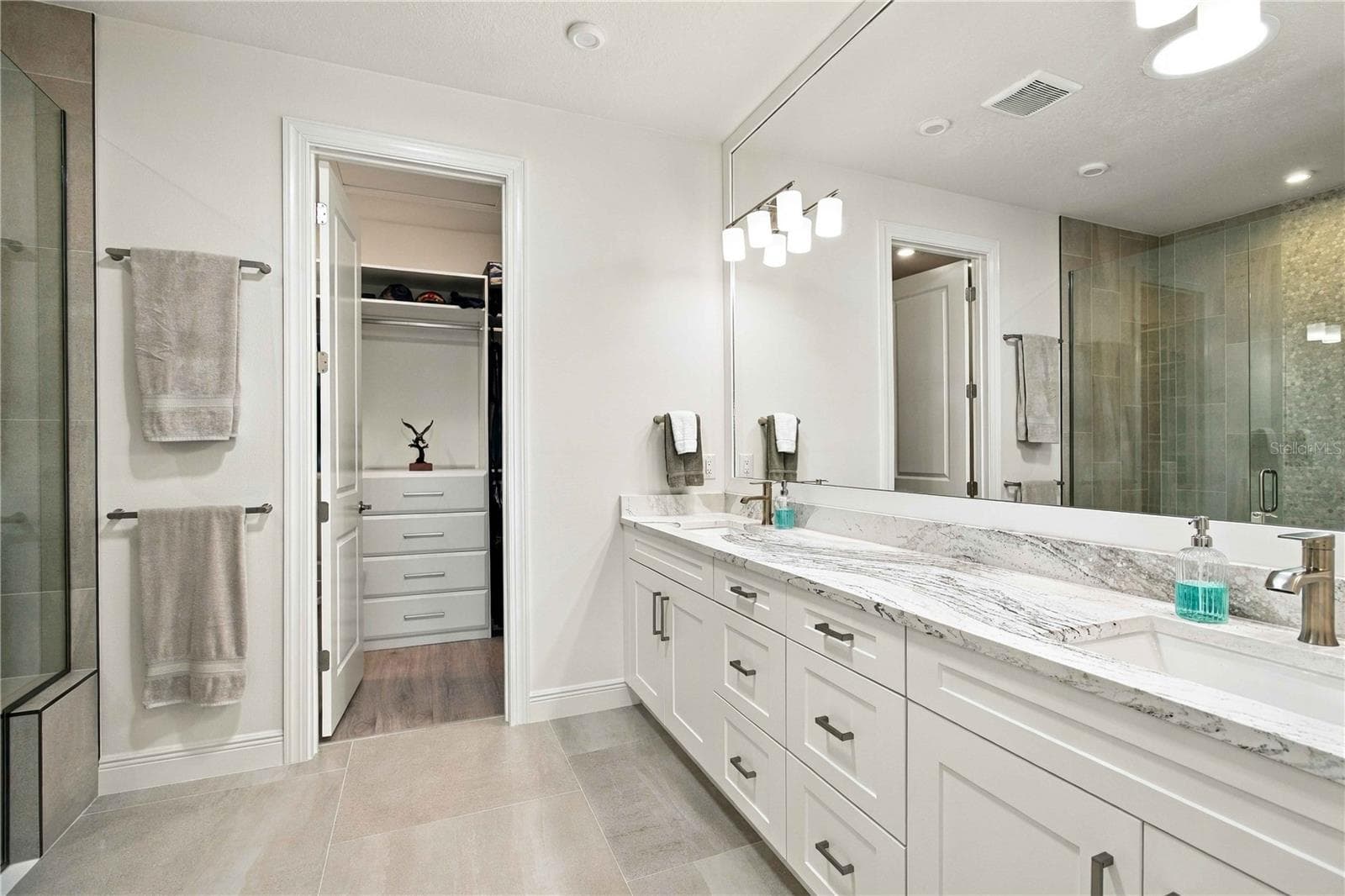 Notice that Built-In Custom Closet System - 14449 HAMMOCK OAK ST, PARRISH