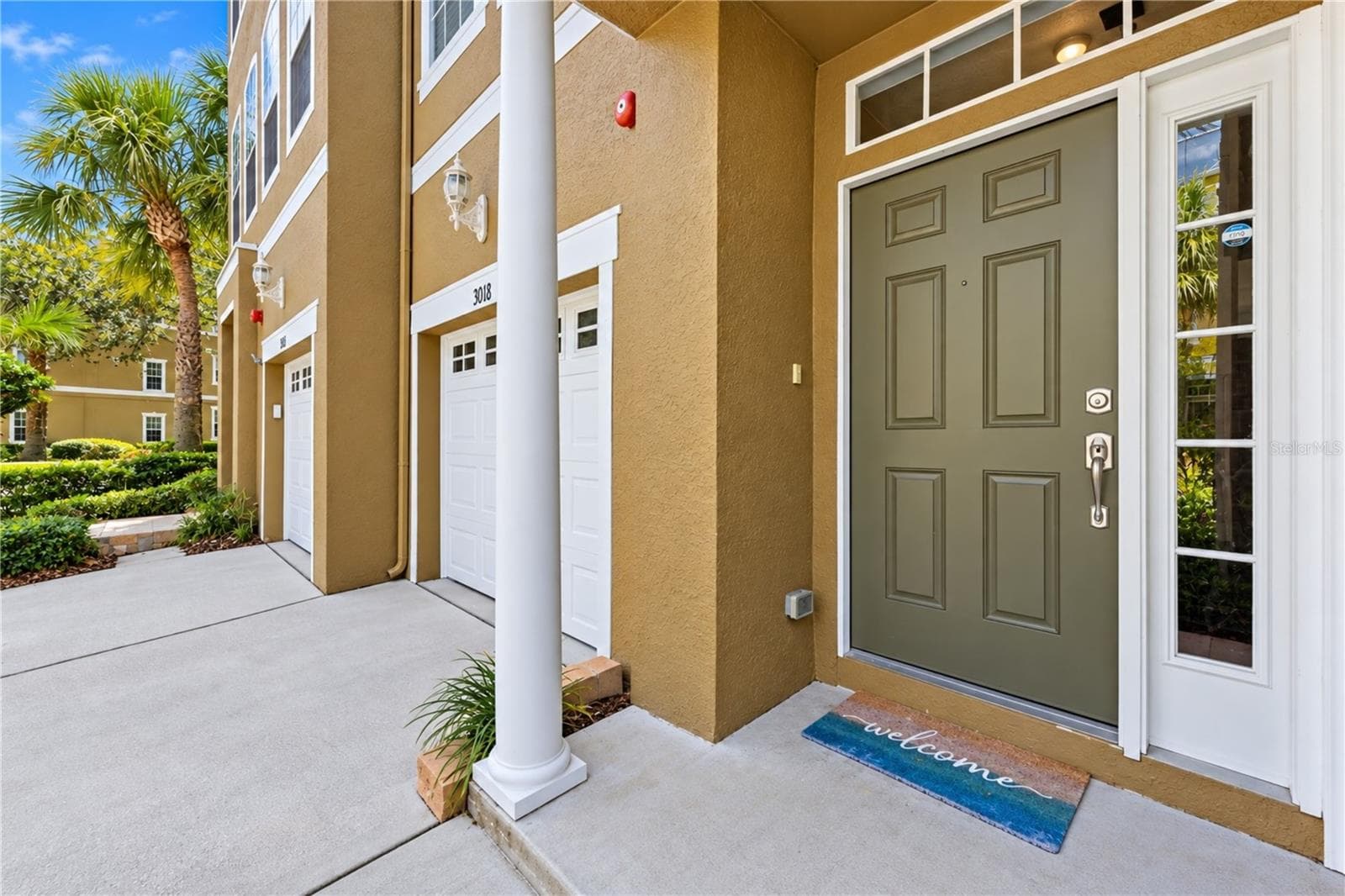 Townhouse at 3018 BAYSHORE POINTE DR, TAMPA, photo 9 of 57