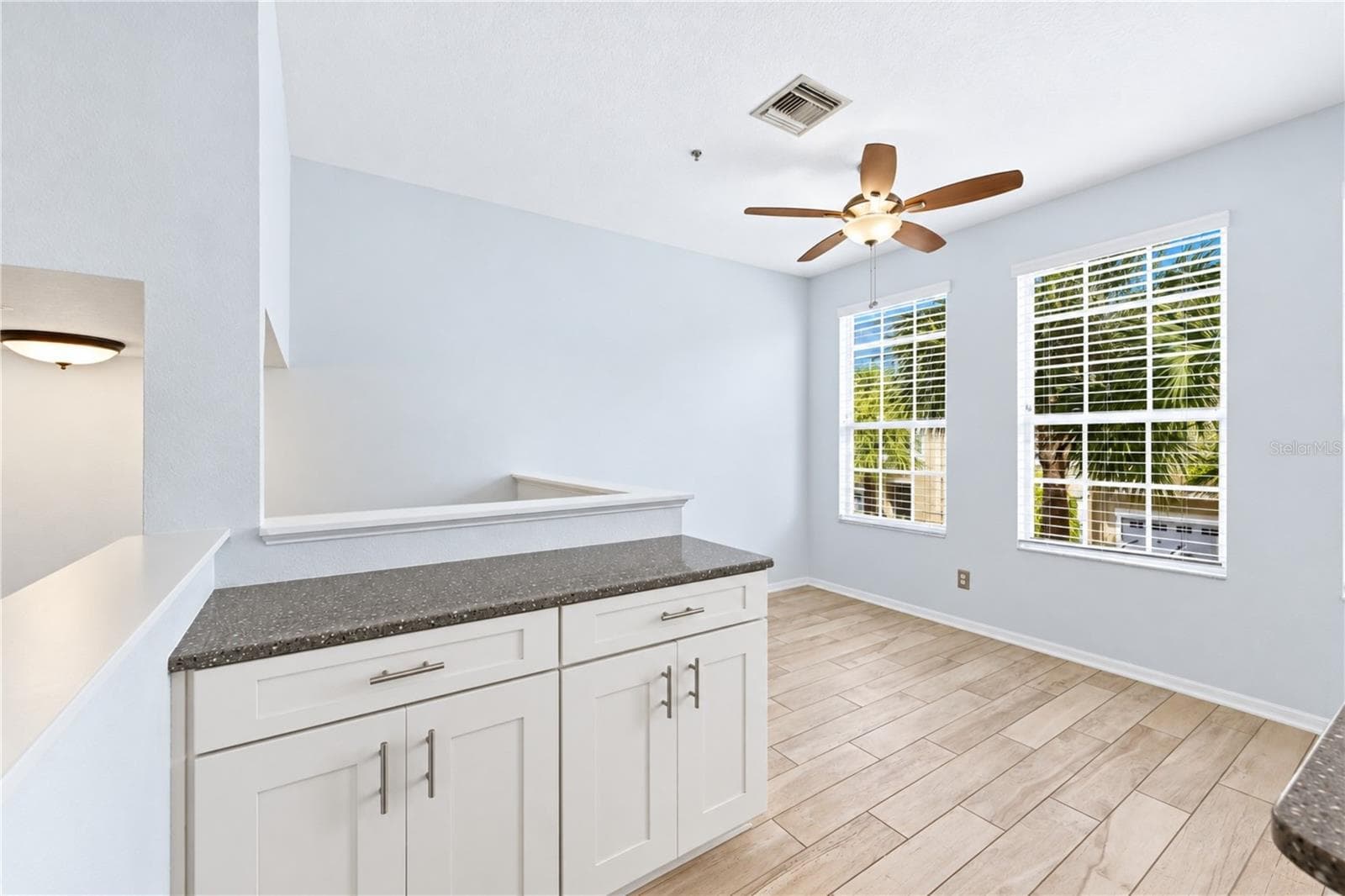Townhouse at 3018 BAYSHORE POINTE DR, TAMPA, photo 19 of 57