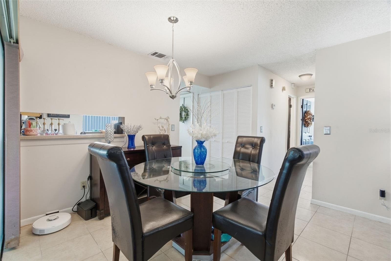 Single Family Residence at 10816 FAIRFIELD VILLAGE DR, TAMPA, photo 12 of 30