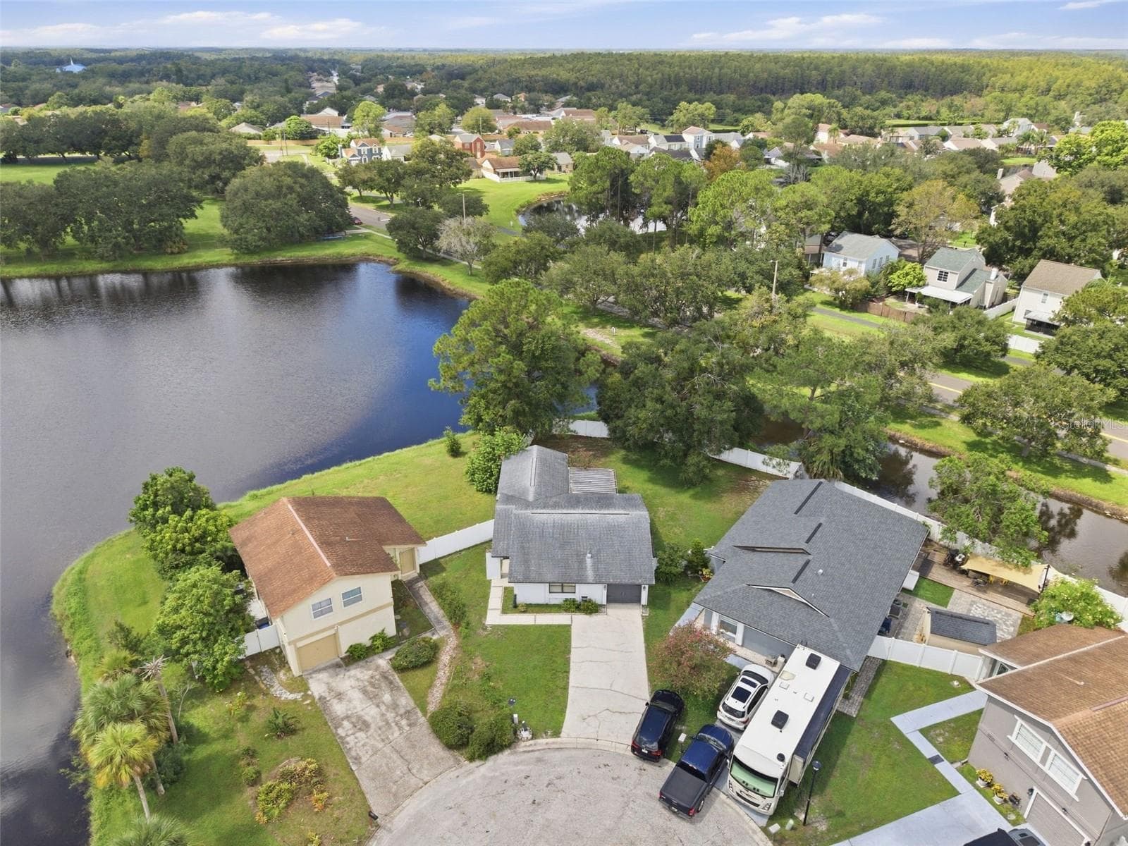 Single Family Residence at 10816 FAIRFIELD VILLAGE DR, TAMPA, photo 27 of 30