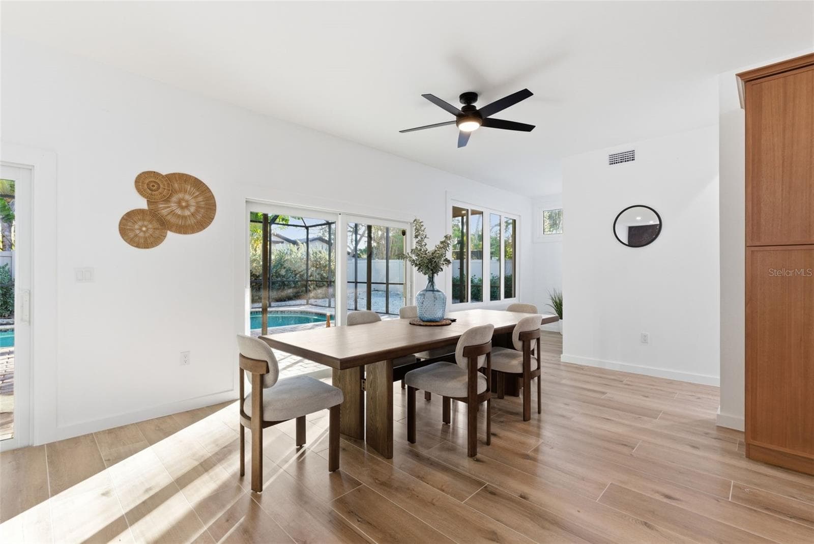 Single Family Residence at 4879 COMMONWEALTH DR, SARASOTA, photo 15 of 37