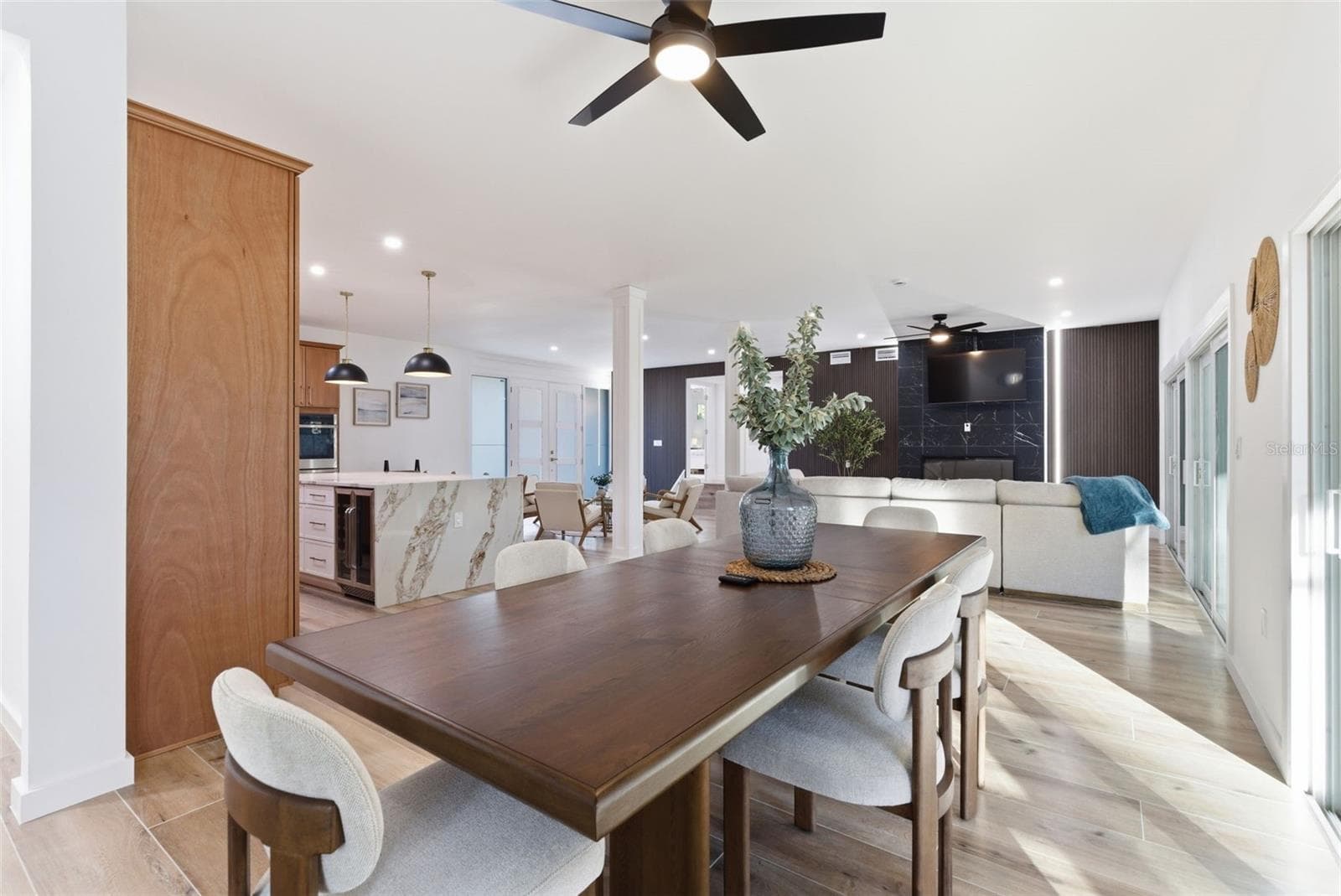 Single Family Residence at 4879 COMMONWEALTH DR, SARASOTA, photo 16 of 37