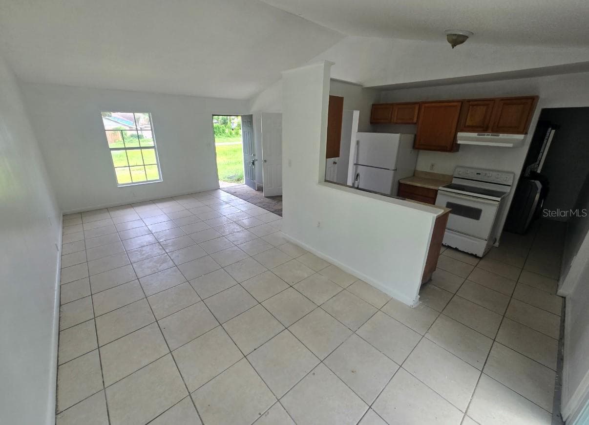Single Family Residence at 1684 FORT SMITH BLVD, DELTONA, photo 4 of 12