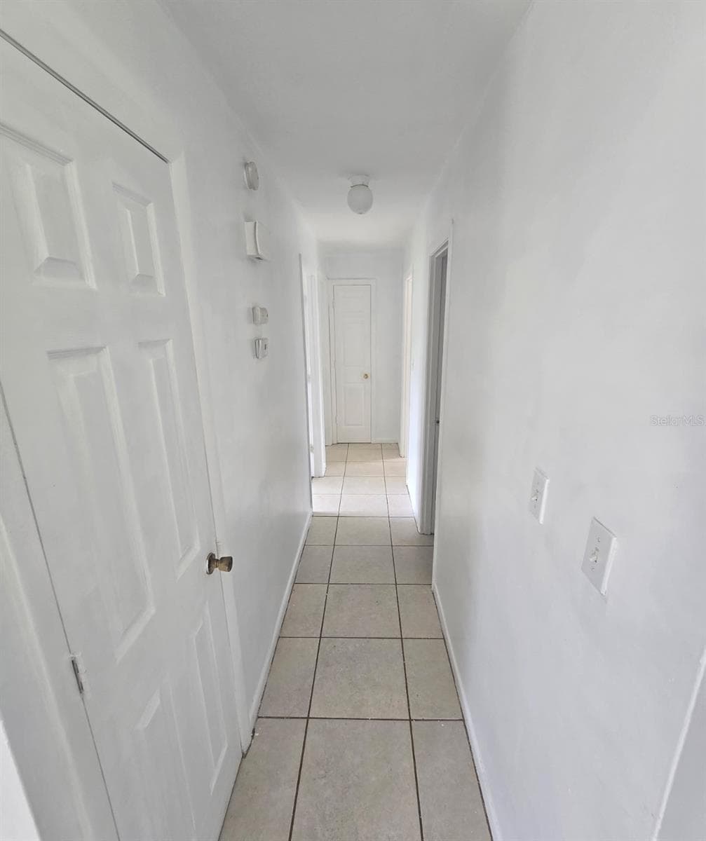 Single Family Residence at 1684 FORT SMITH BLVD, DELTONA, photo 6 of 12