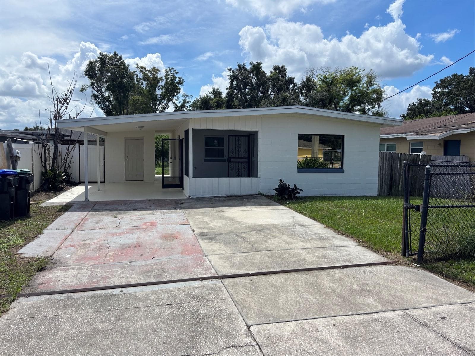 Single Family Residence at 4522 CARTER ST, ORLANDO, photo 2 of 12
