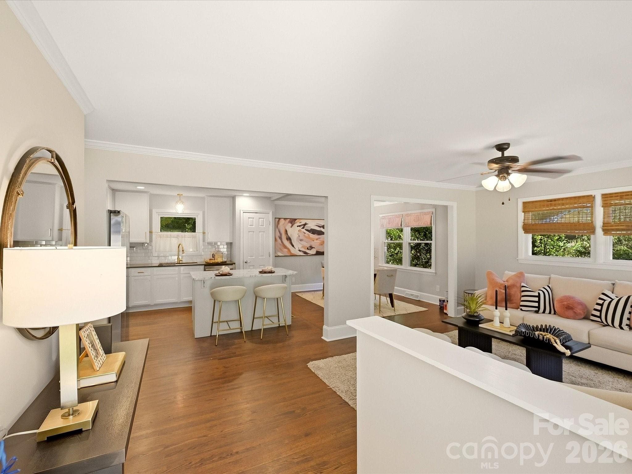 Single Family Residence at 6246 Candlewood Drive, Charlotte, photo 2 of 32