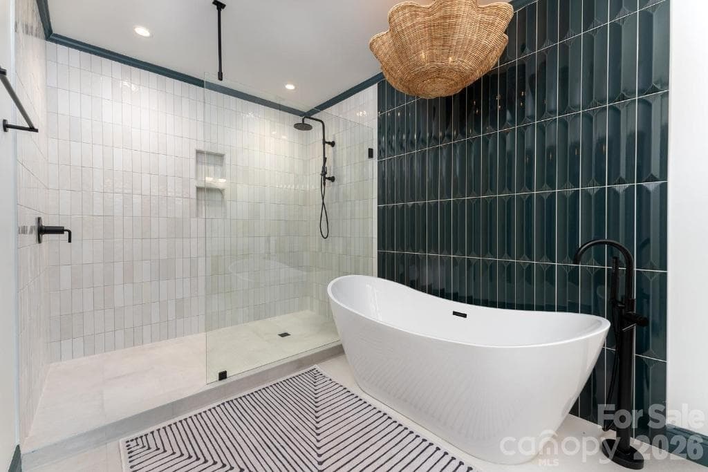 Lower Level Suite Bathroom - 58 Bird Creek Estates Road, Black Mountain