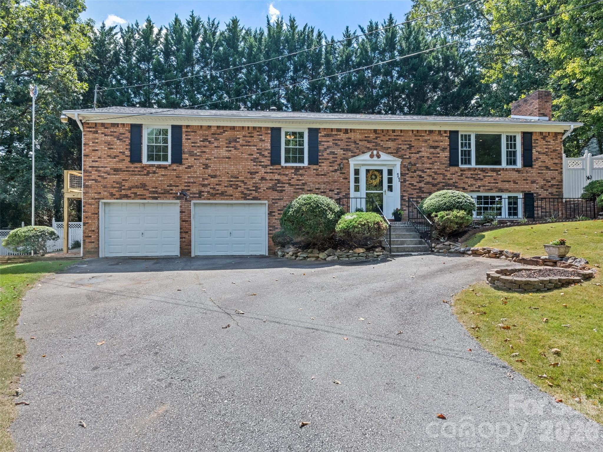 Single Family Residence at 11 Crestwood Lane, Candler, photo 3 of 40