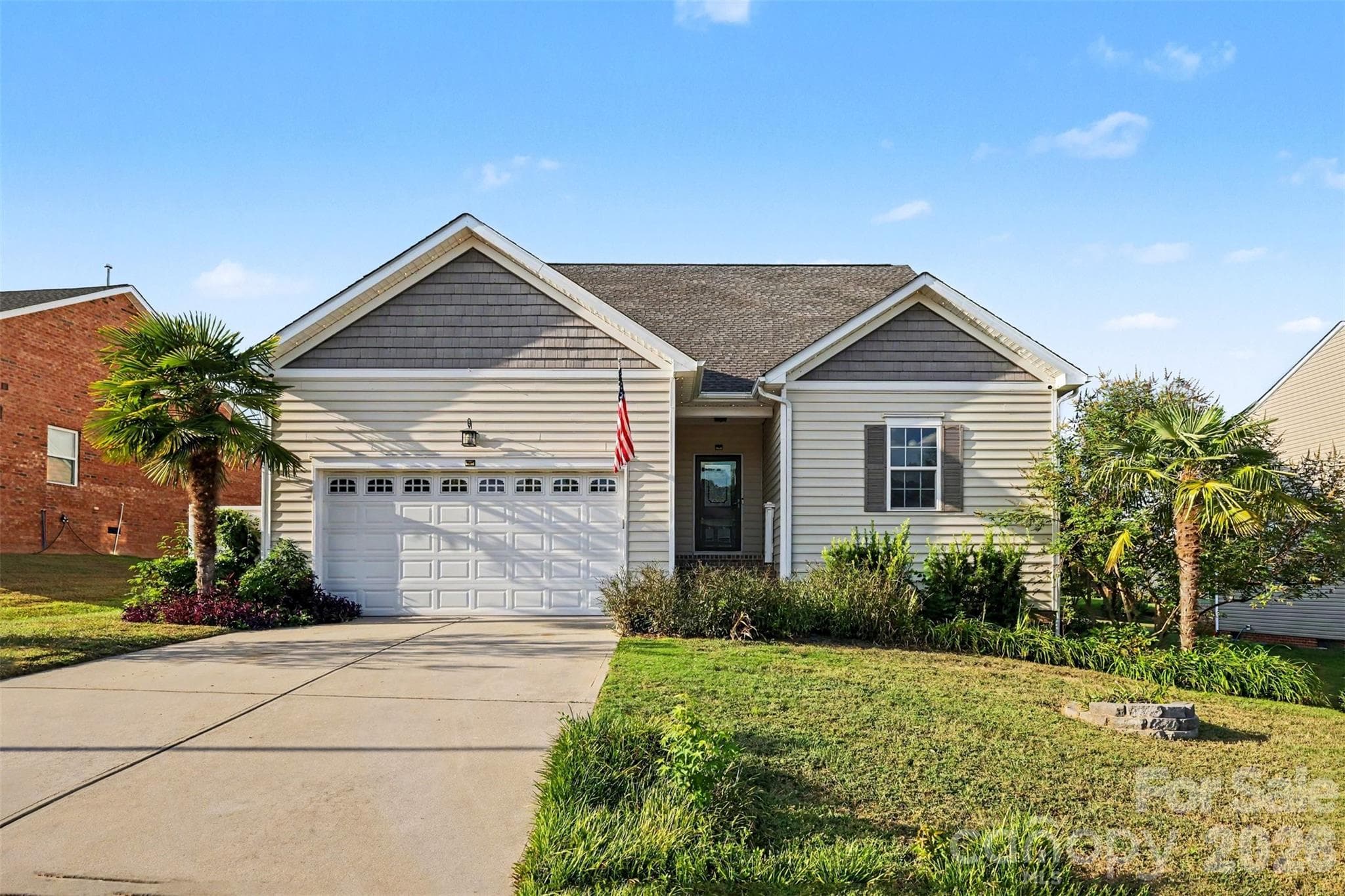 Single Family Residence at 5184 Norway Lane, Rock Hill, photo 2 of 36