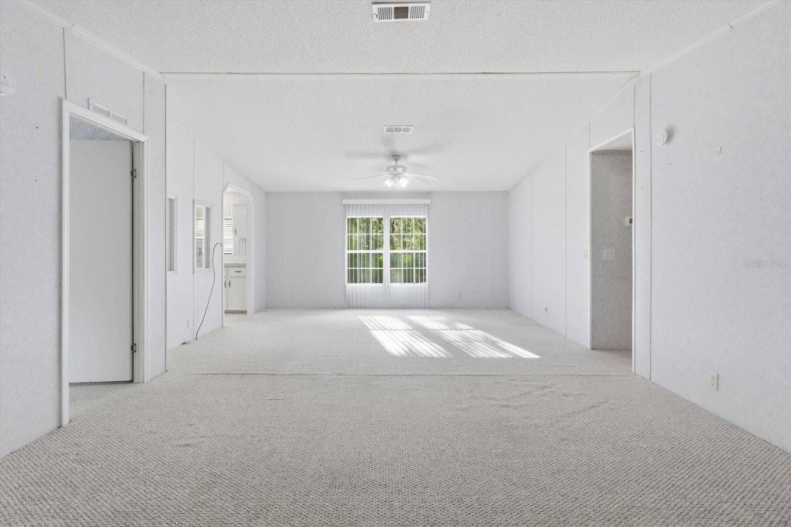Manufactured Home at 10259 W OHIO DR, CRYSTAL RIVER, photo 11 of 49
