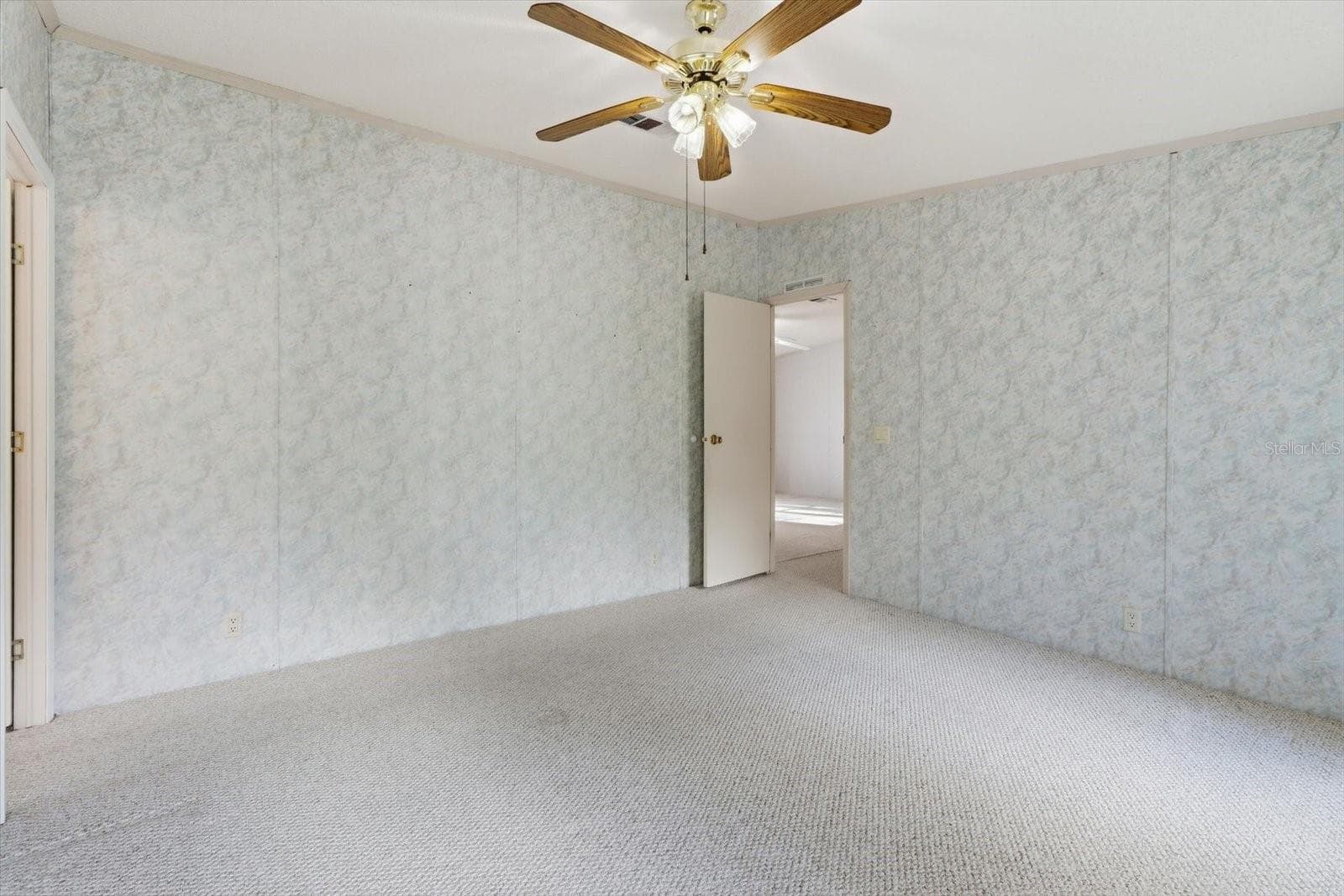 Manufactured Home at 10259 W OHIO DR, CRYSTAL RIVER, photo 19 of 49