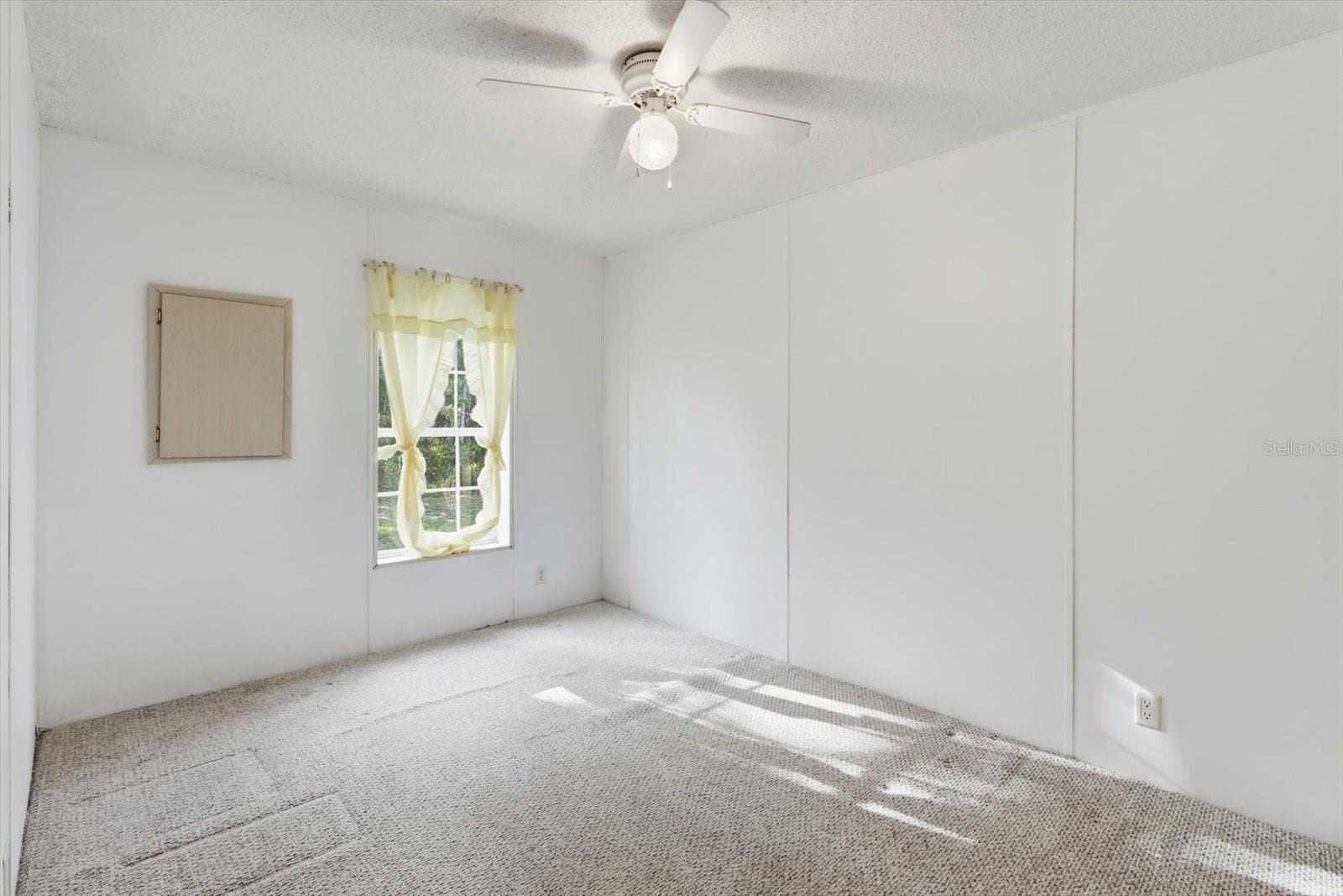 Manufactured Home at 10259 W OHIO DR, CRYSTAL RIVER, photo 27 of 49