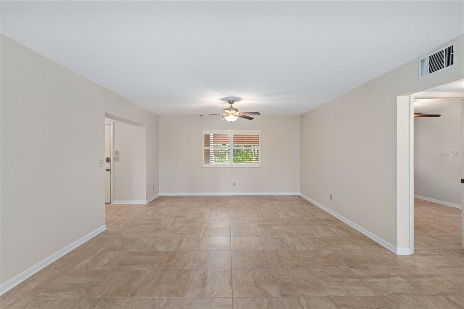 Condominium at 275 INDIGO DR #1040, DAYTONA BEACH, photo 5 of 29