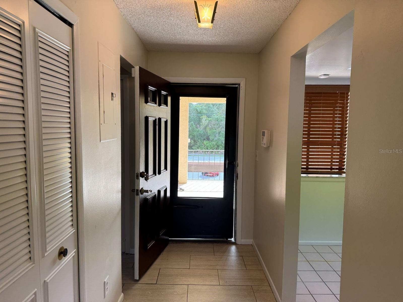 Condominium at 573 BELLTOWER AVE #573, DELTONA, photo 4 of 32