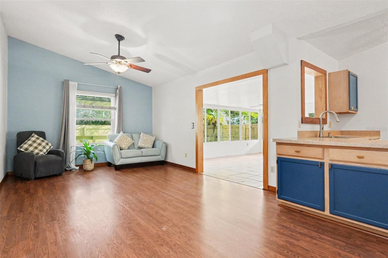 Single Family Residence at 8625 REDSKIN CT, ORLANDO, photo 10 of 31