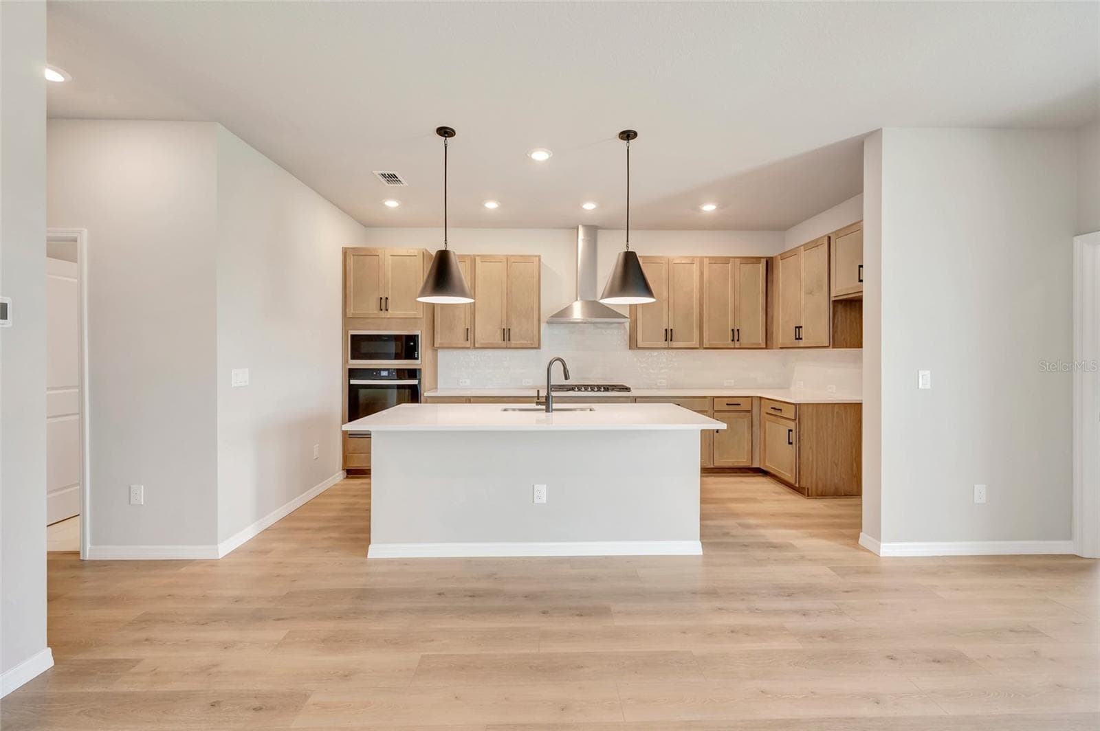 Kitchen - 5261 COLONY VISTA DR, APOLLO BEACH