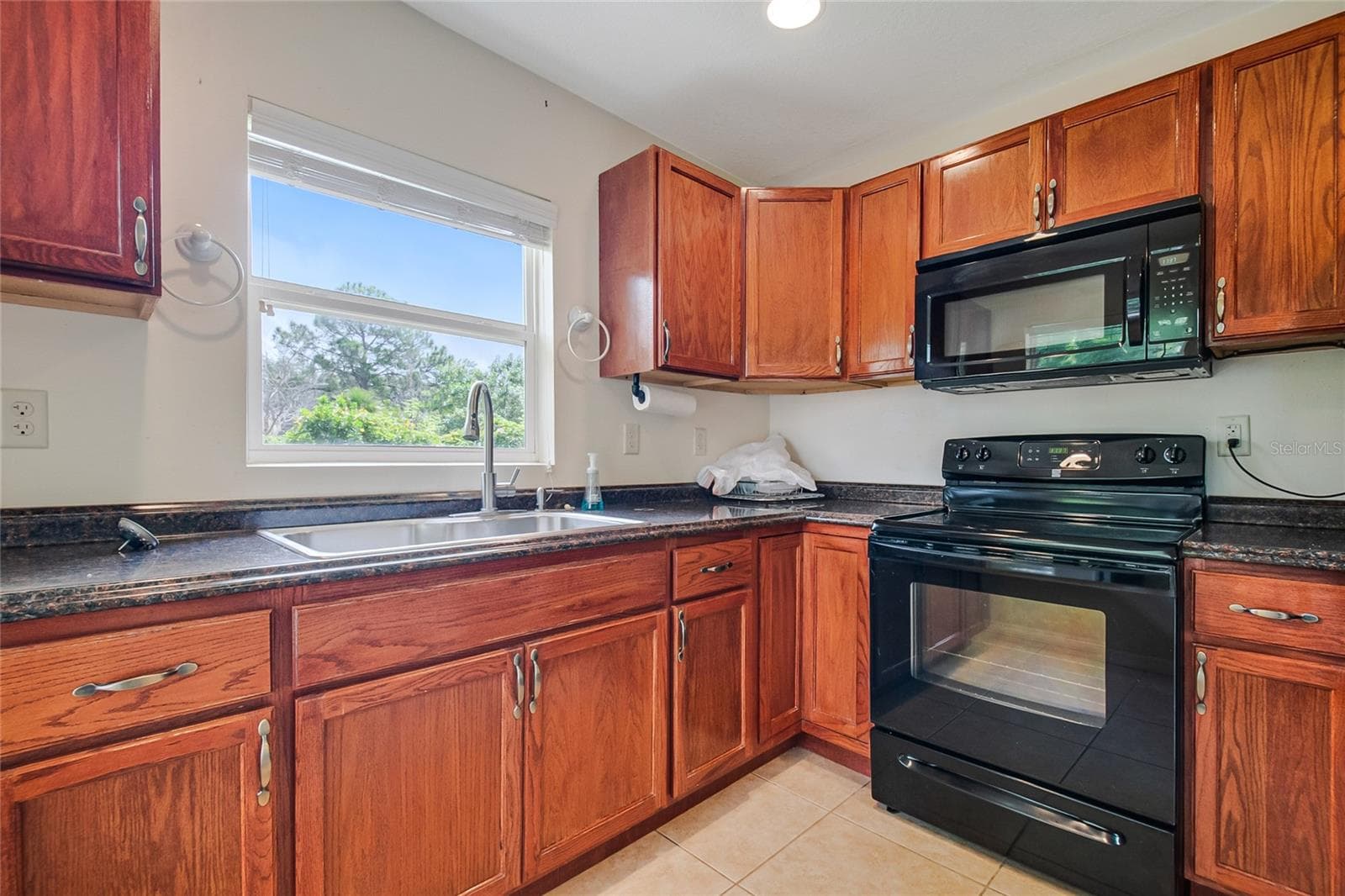 Single Family Residence at 5684 RON RD, ST CLOUD, photo 6 of 17