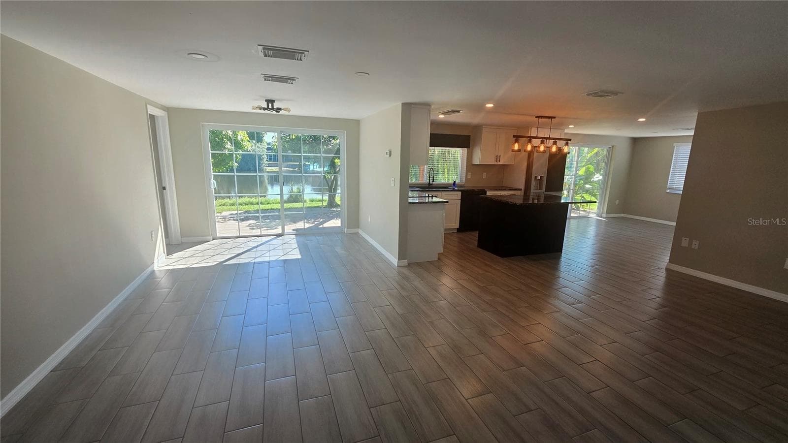Single Family Residence at 3532 OVERLAND DR, HOLIDAY, photo 3 of 17