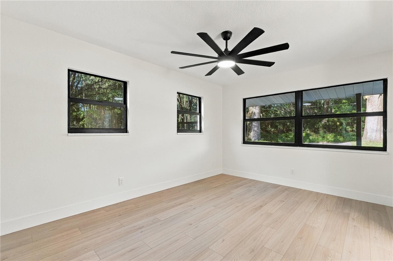 Single Family Residence at 3701 NW 20TH AVE, OCALA, photo 4 of 26