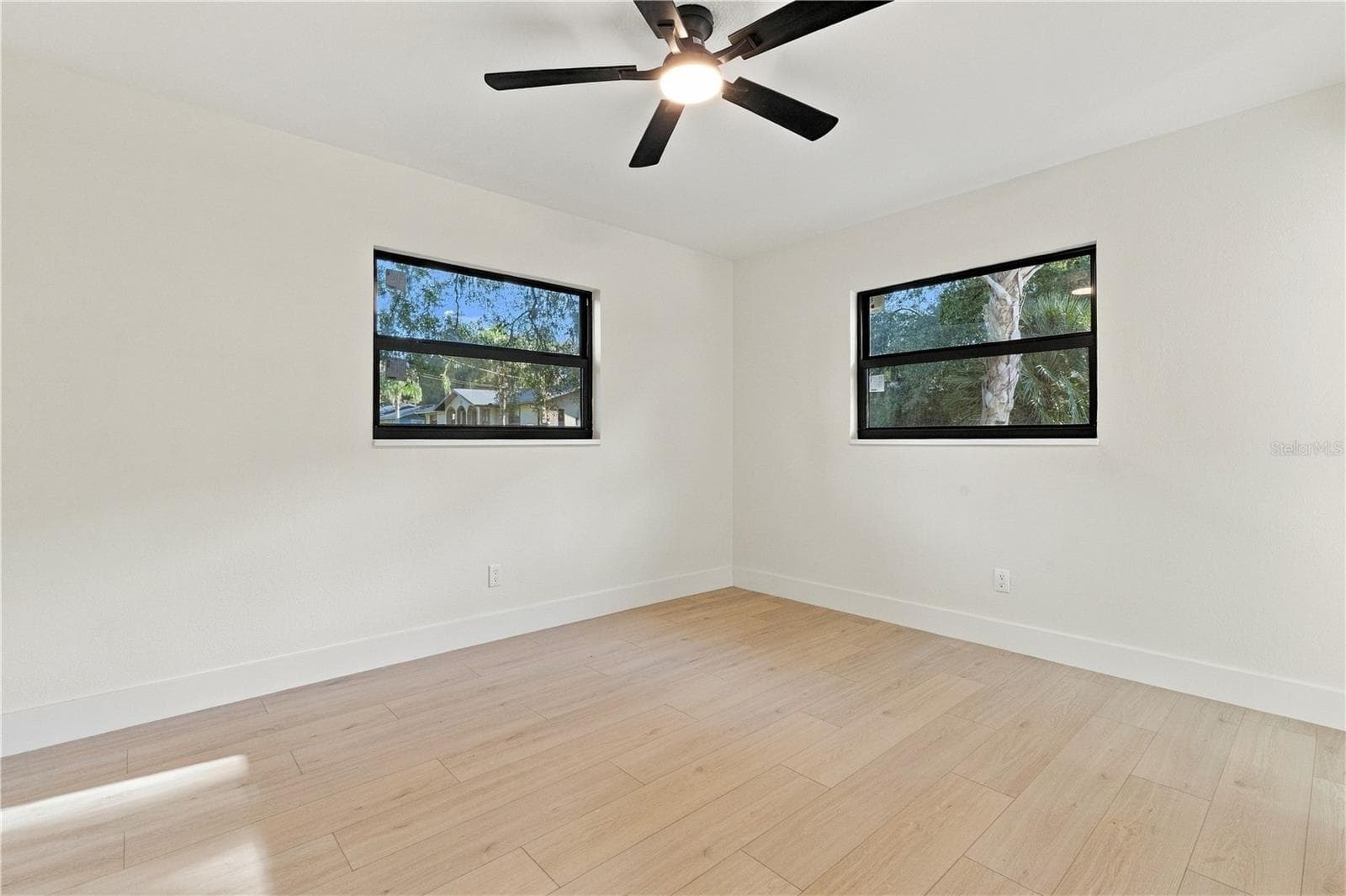 Single Family Residence at 3701 NW 20TH AVE, OCALA, photo 9 of 26