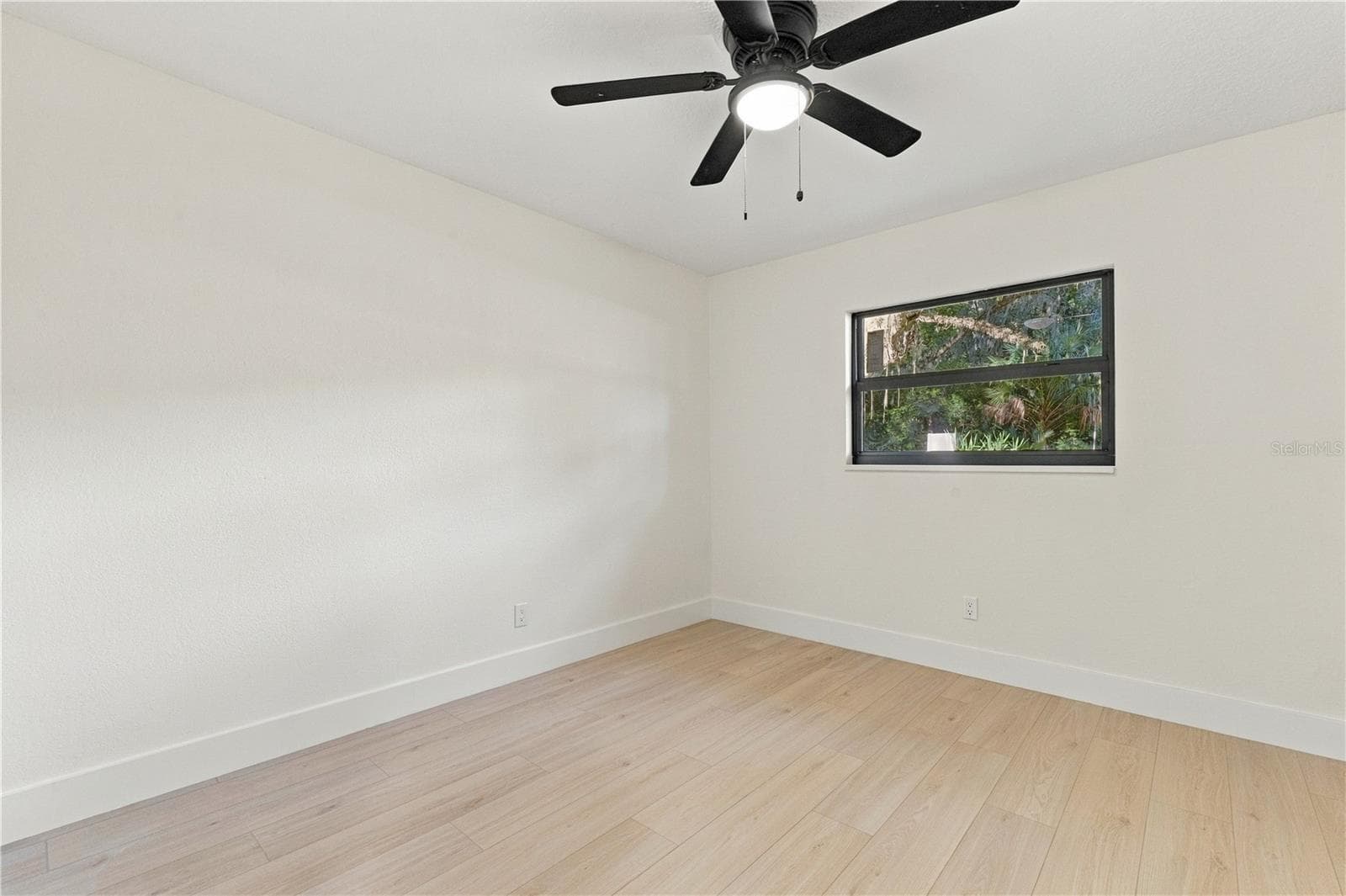 Single Family Residence at 3701 NW 20TH AVE, OCALA, photo 13 of 26