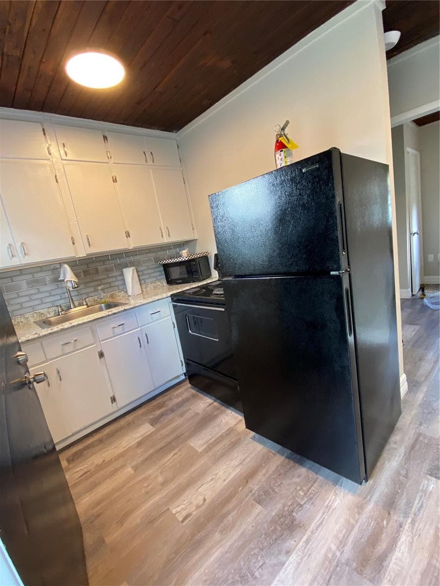 Main Kitchen - 615 ASH ST, AUBURNDALE