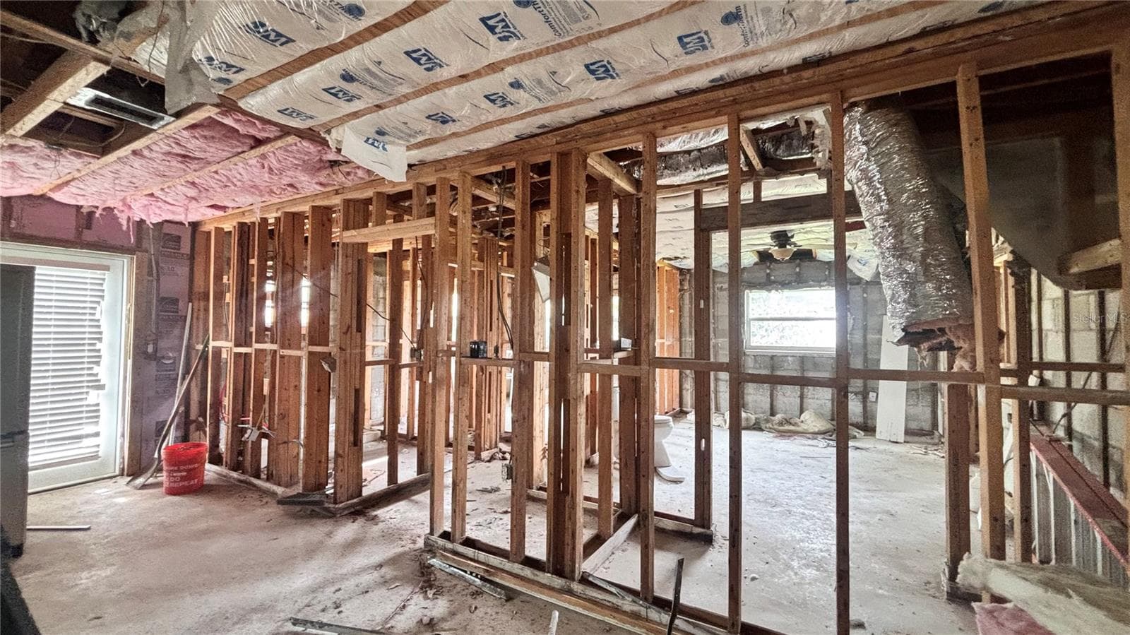 Single Family Residence at 102 DESGUIN LN, PUNTA GORDA, photo 11 of 14