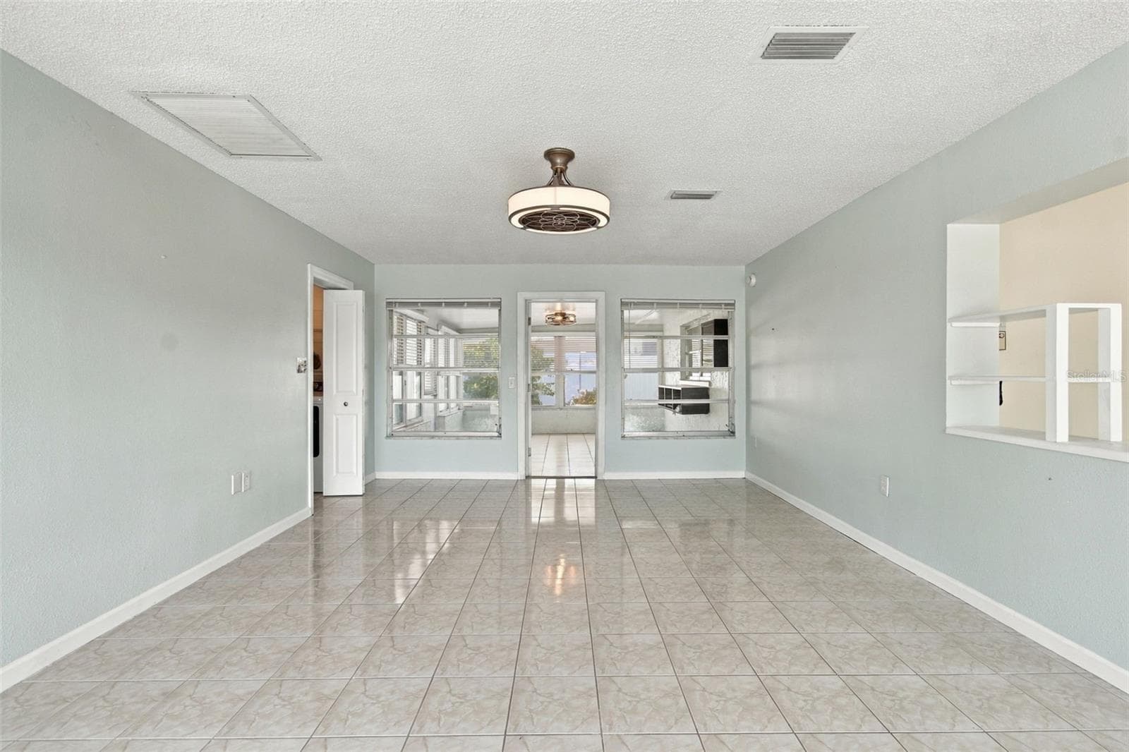 Single Family Residence at 4880 SHELL STREAM BLVD, NEW PORT RICHEY, photo 7 of 46