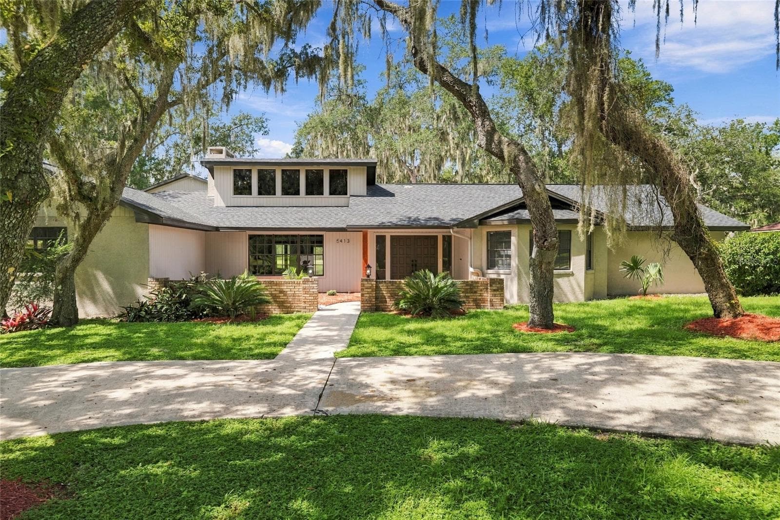 Single Family Residence at 5413 BERNADETTE DR, ZEPHYRHILLS, photo 2 of 55