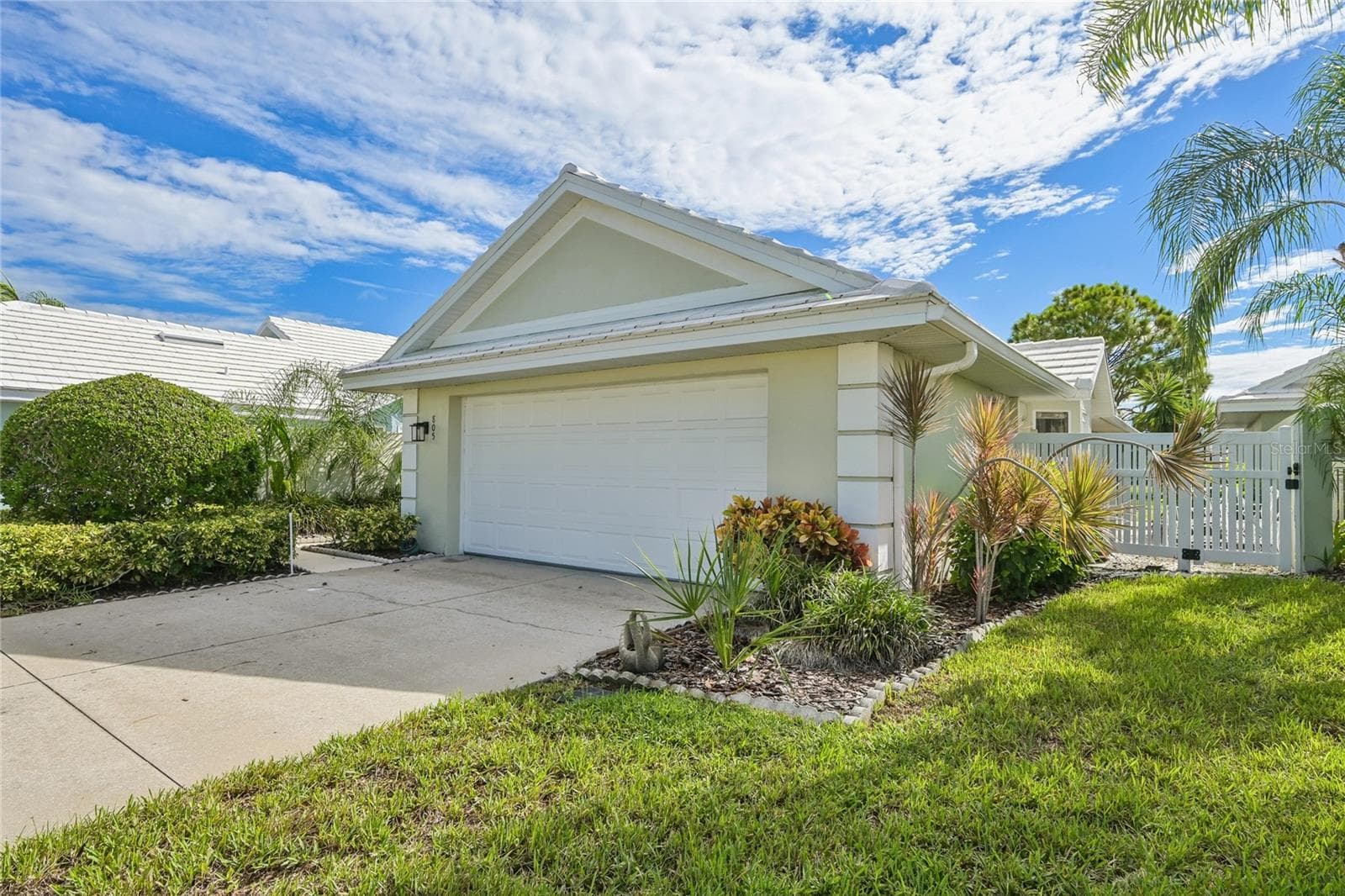 Single Family Residence at 805 HARRINGTON LAKE DR N #76, VENICE, photo 5 of 65