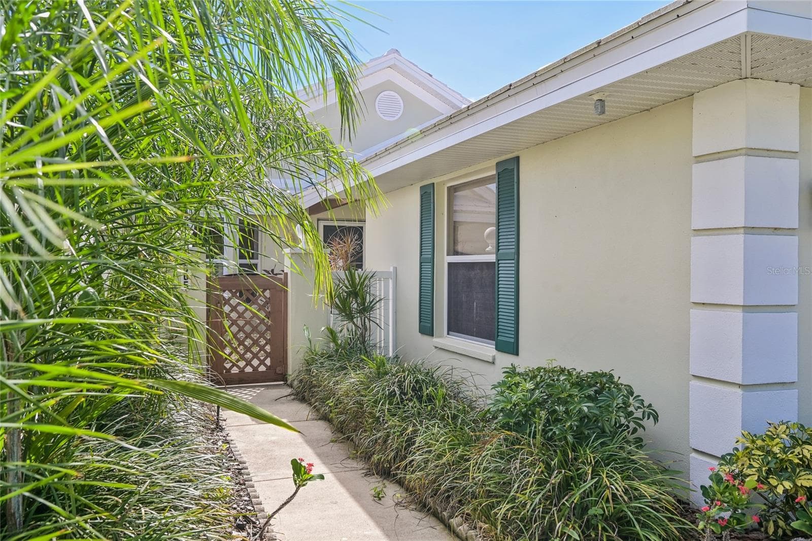 Single Family Residence at 805 HARRINGTON LAKE DR N #76, VENICE, photo 6 of 65
