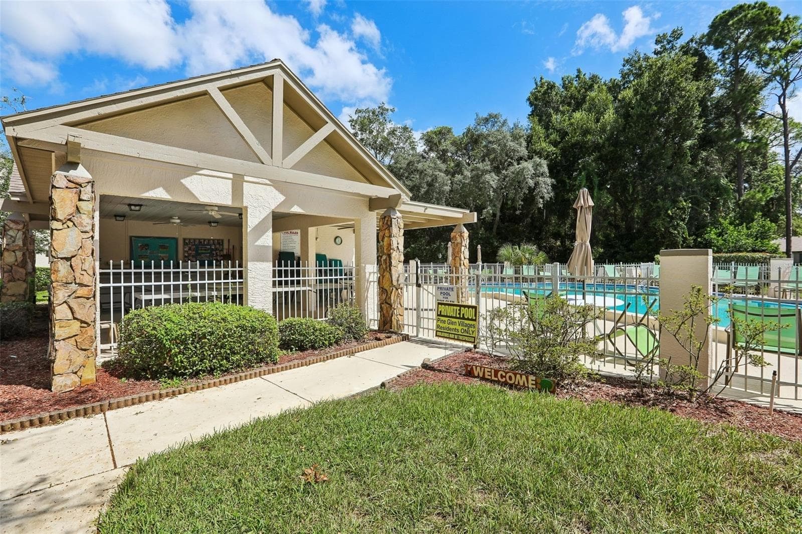 Single Family Residence at 6615 INVERARY LN, SPRING HILL, photo 28 of 32