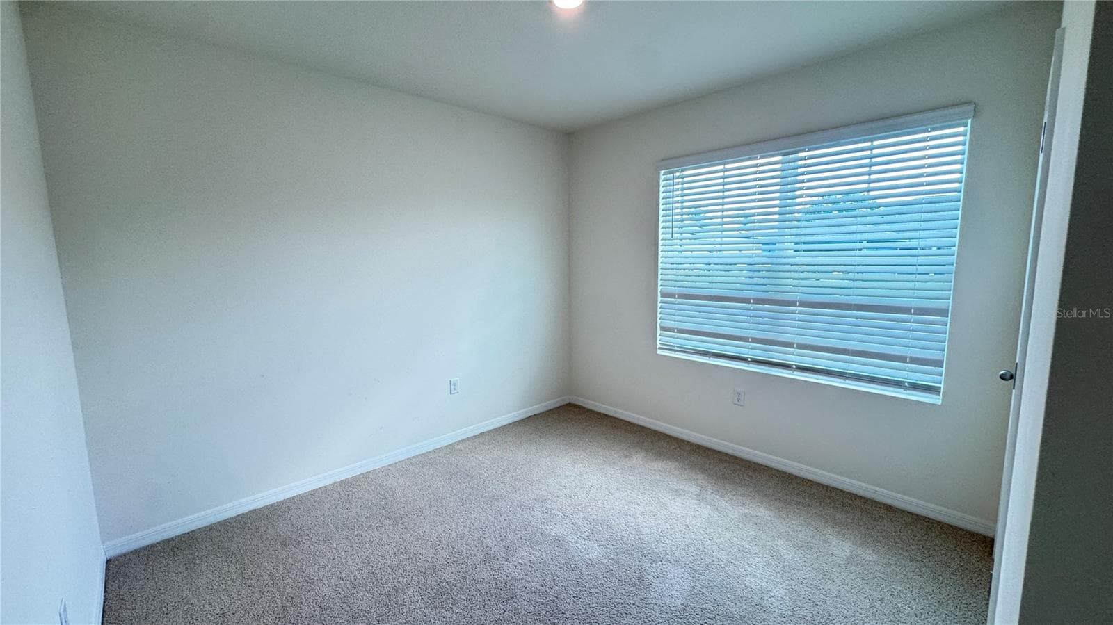Single Family Residence at 939 STOCKPORT DR, KISSIMMEE, photo 11 of 26