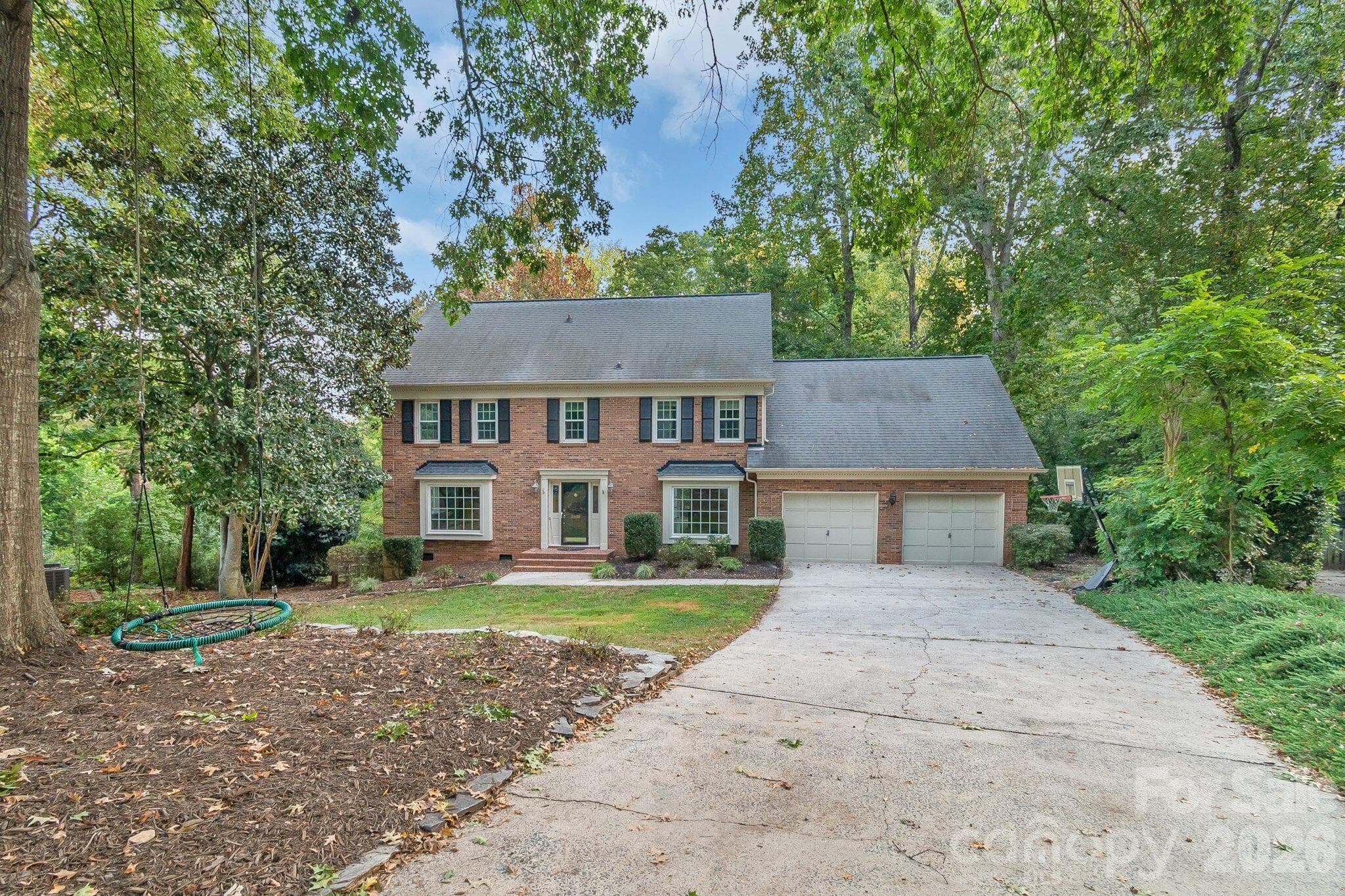 Single Family Residence at 2101 Wittstock Drive, Charlotte, photo 2 of 48
