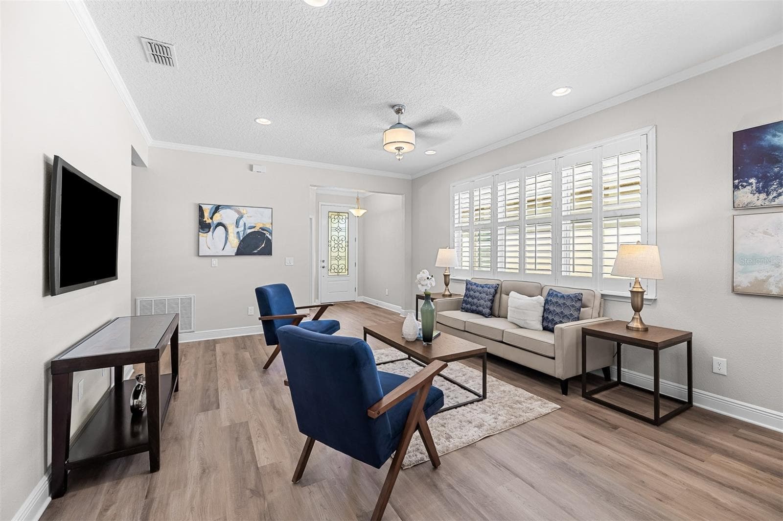 Single Family Residence at 22004 BELGIAN CT, MOUNT DORA, photo 4 of 24