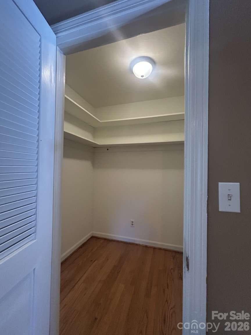 Single Family Residence at 1225 Pinebrook Circle, Hendersonville, photo 24 of 29