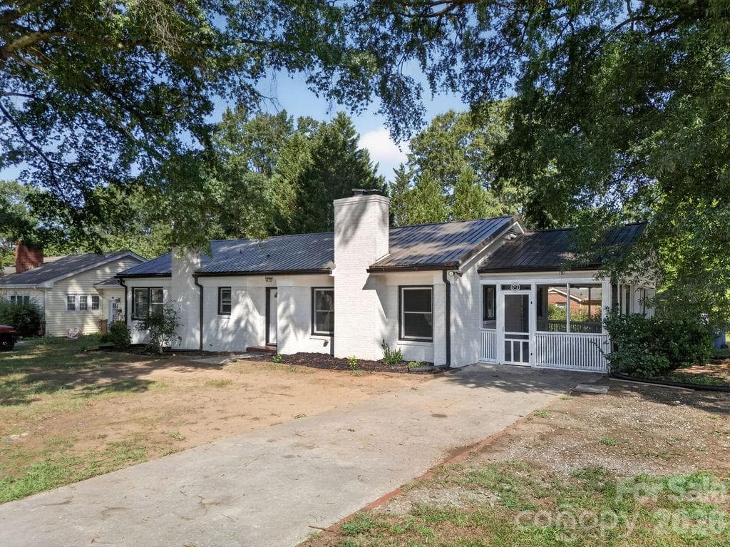 Single Family Residence at 425 Roberts Street, Salisbury, photo 37 of 41
