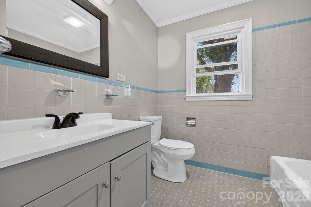 Single Family Residence at 425 Roberts Street, Salisbury, photo 17 of 41