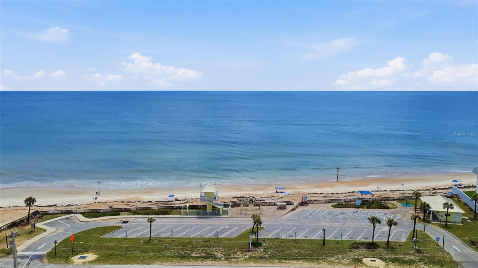 1/3 mil to ocean and 1/4 to the river - 159 LAURIE DR, ORMOND BEACH